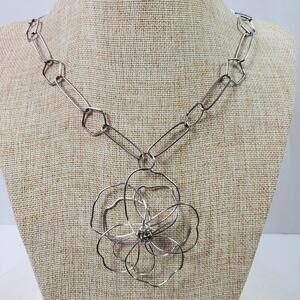 Vintage NENA Wire Necklace Flower Pendant Lead/Nickel Safe 21 Inch